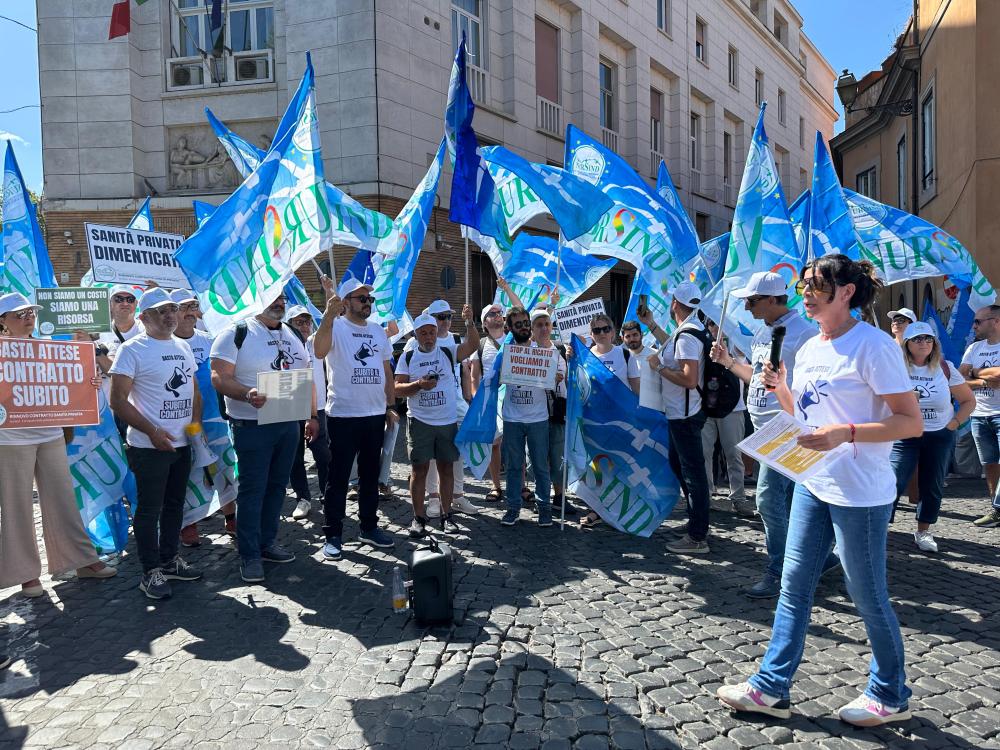 Un momento del sit-in Nursind